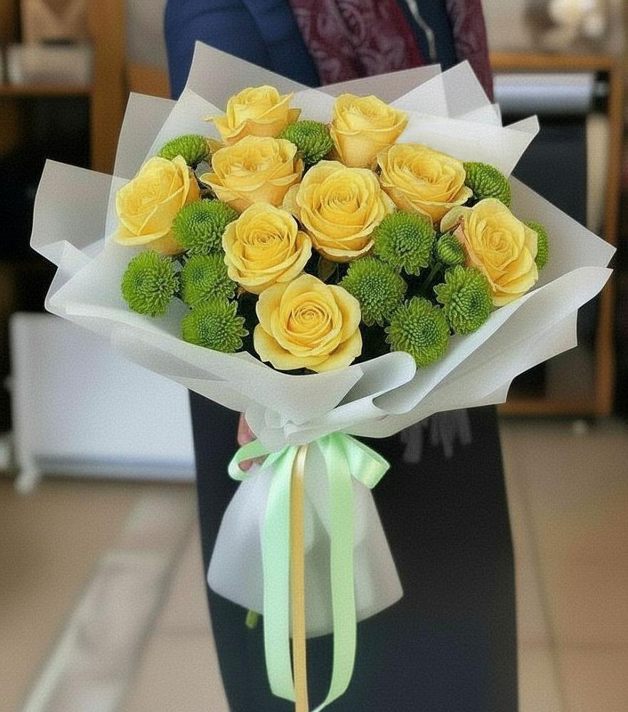 Букет цветов из: Хризантемы и Розы в Петровское