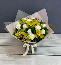 Букет цветов из:  Орхидеи и Розы в Петровское