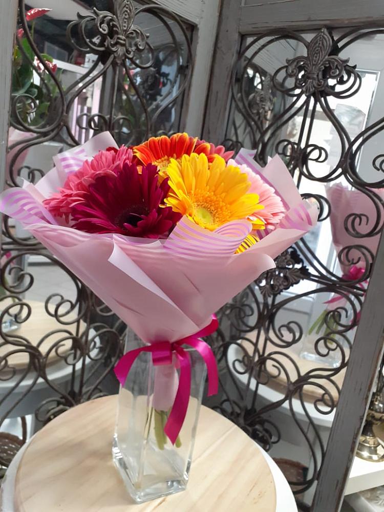 Букет цветов из: Герберы в Петровское