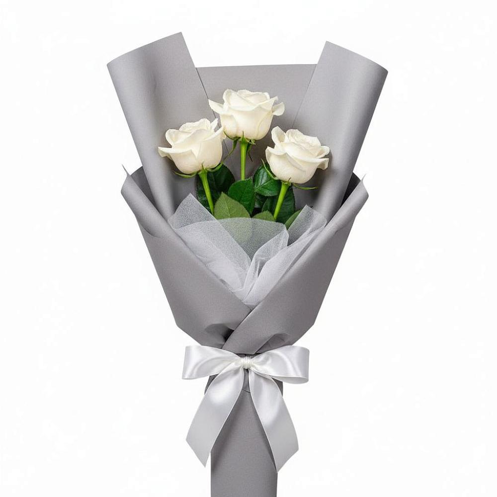 Букет 3 белые розы в Петровское